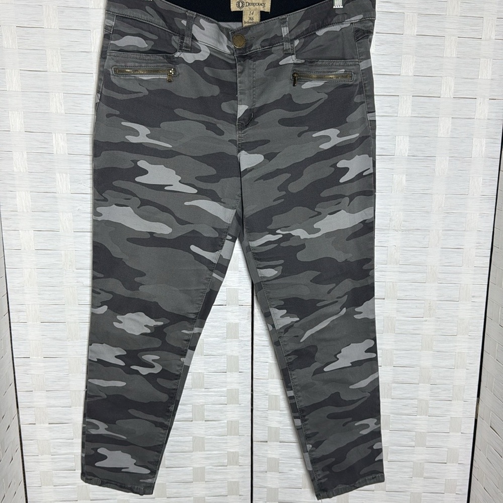 Democracy AB Technology Camouflage Ankle Length Pants Size 14 - Picture 2 of 12